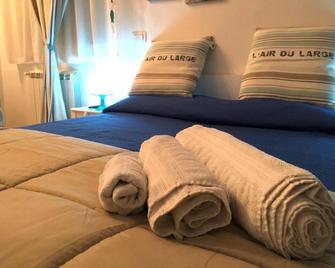 Spegni La Luce b&b - Agropoli - Habitación
