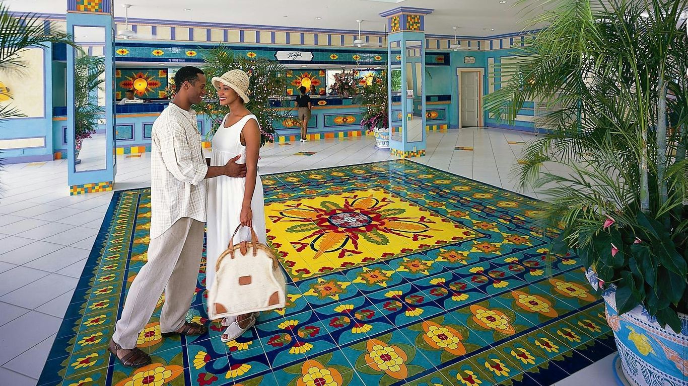 Breezes Bahamas Resort And Spa