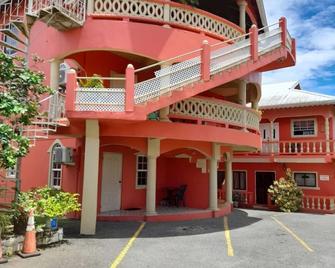 Islanders Place - Buccoo - Building