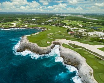 Tortuga Bay - Punta Cana - Golfkenttä