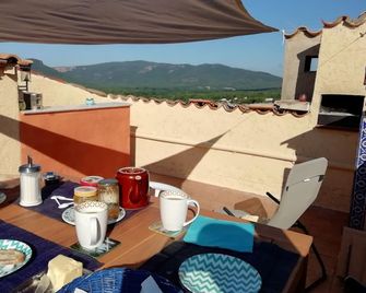 Maison de Village Avec Terrasse - Bagnols-en-Forêt - Balcony