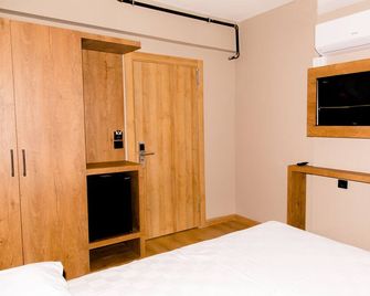 Fidanoglu Suite Hotel Corlu - Çorlu - Schlafzimmer