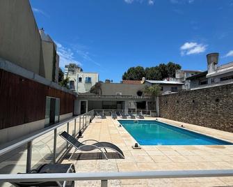 Palermo Gurruchaga - בואנוס איירס - בריכה