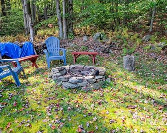 'The Chalet' at Lake Mokoma - Laporte - Patio