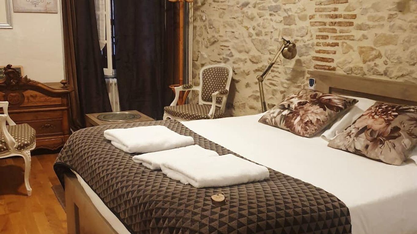 هوتل دو إيكو