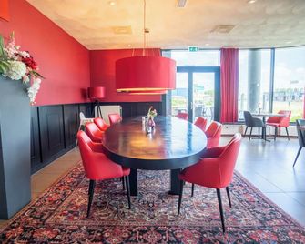 Bastion Hotel Groningen - חרונינגן - חדר אוכל