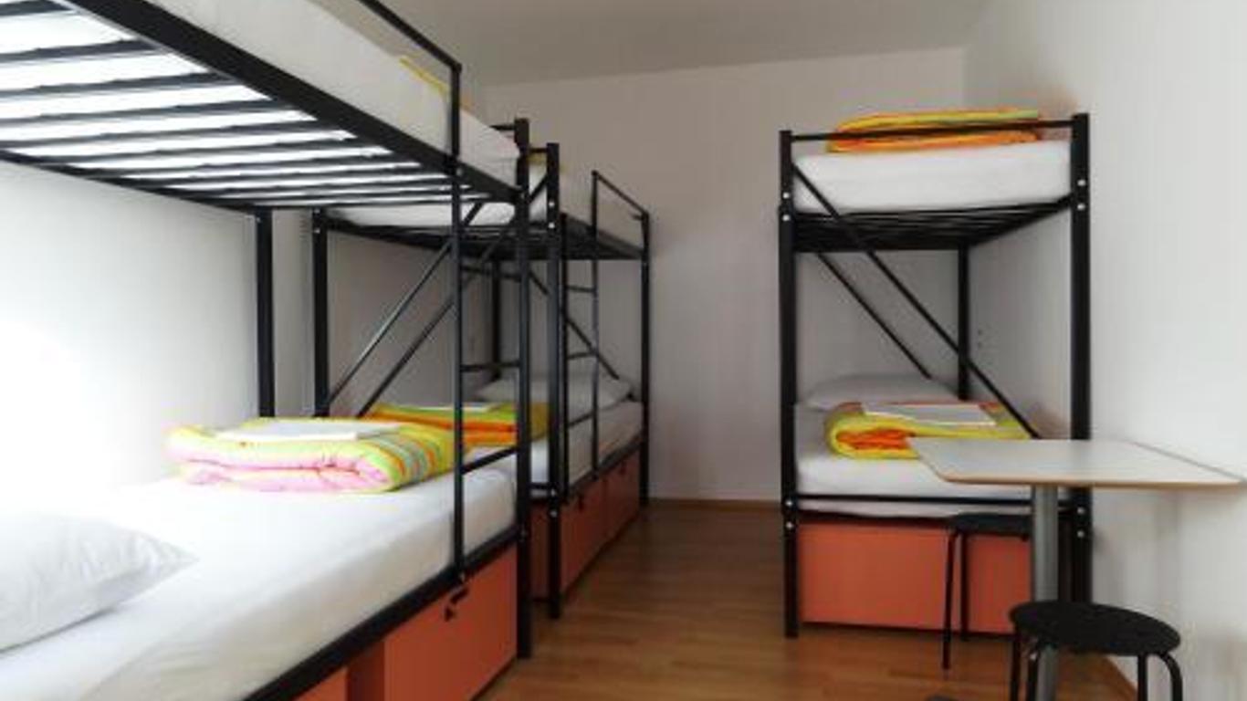 Hostel Alieti