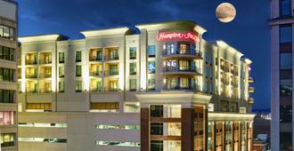 Hampton Inn & Suites - Roanoke-Downtown, VA - Roanoke