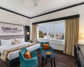 راجدارشان - إيه ليك فيو هوتل إن ودايبور - أودايبور - غرفة نوم