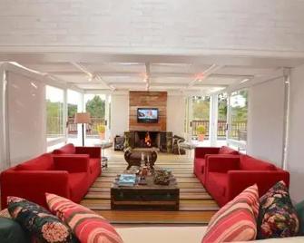 Roots Resort - Monte Verde - Lounge