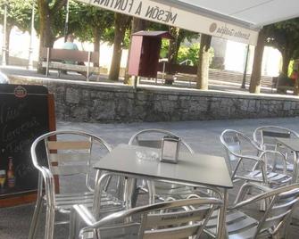 Pension a Fontiña - Cuntis - Patio