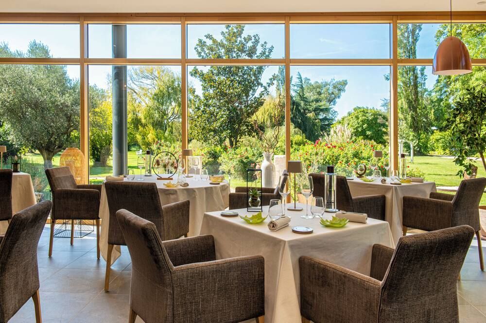 Château De Massillan - אורנג' - מסעדה