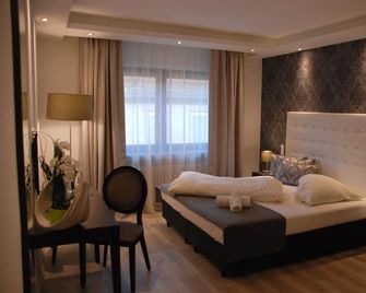 Zur Linde - Hanau - Bedroom