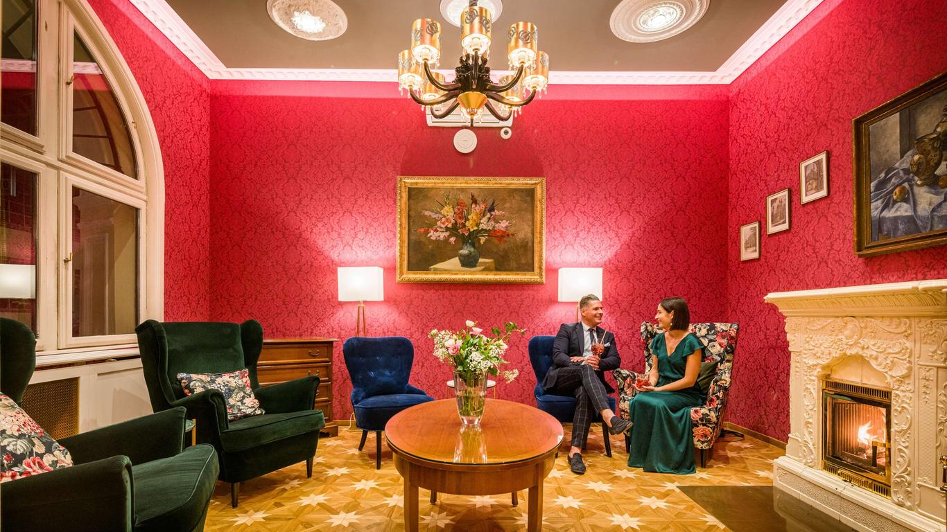 هوتل جوزيفشوف أم راتهاوس