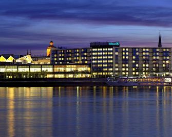 Hilton Mainz - מיינץ - בניין
