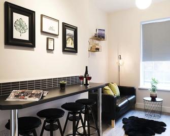 Blue Door Apartments - Newcastle