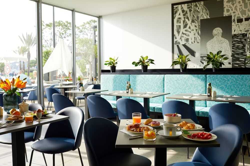 Royal Antibes - Luxury Hotel, Résidence, Beach & Spa - אנטיב - מסעדה
