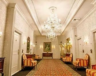 Bristol Hotel Campbell San Jose - Campbell - Recepción