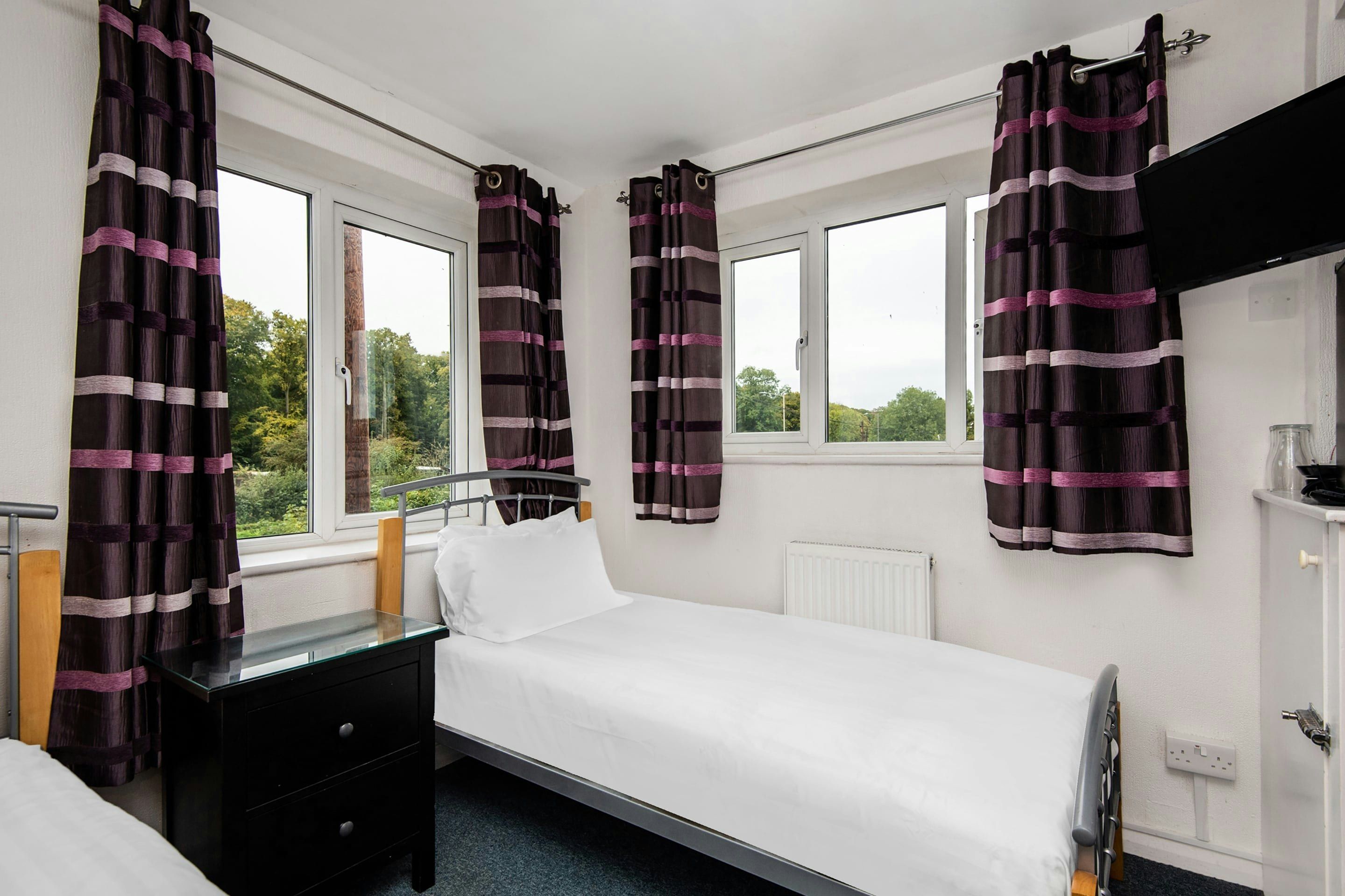 Chris's Motel - High Wycombe - Soveværelse