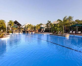 Sanctuary Resort Residence - Oaks, Cable Beach - Broome - Pool