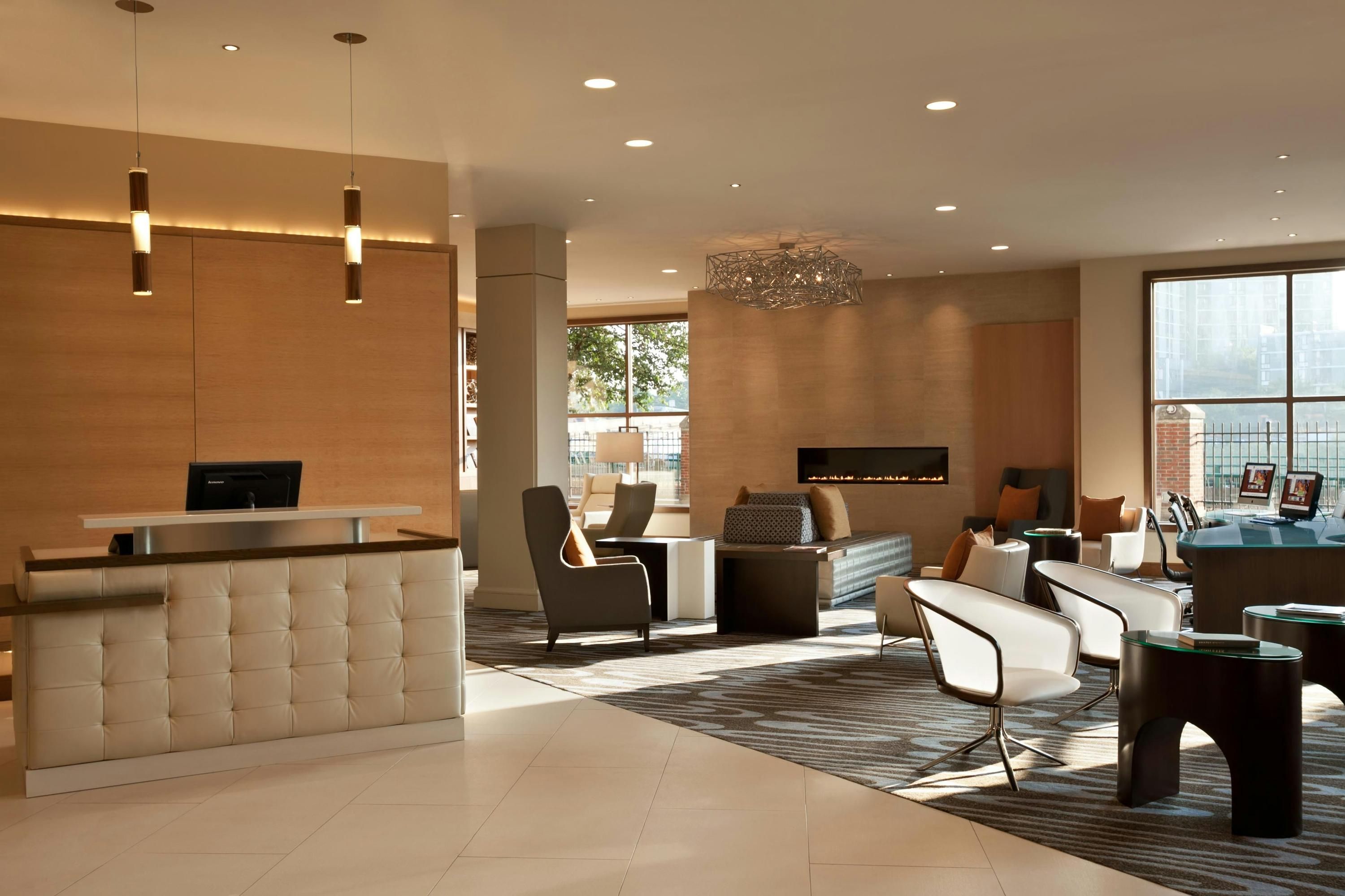 DoubleTree Suites by Hilton Boston - Boston - Recepción