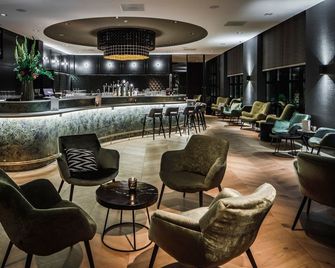 Van Der Valk Hotel Apeldoorn - Apeldoorn - Bar