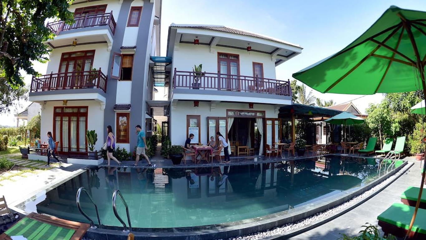 هوي أن أوساكا ريفرسايد فيلا آند سبا