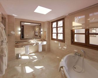 Hotel Casa Consistorial - Fuengirola
