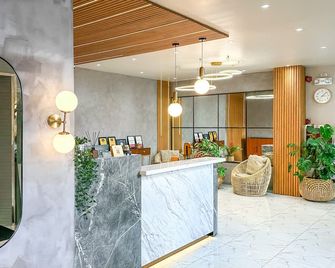 Metro Pines Inn - Baguio - Ingresso
