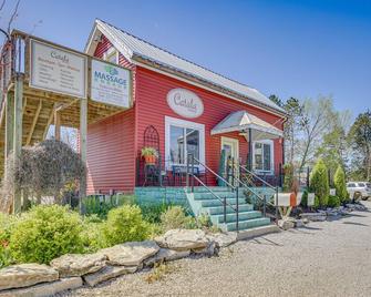 New Melle Apartment Near Missouri Wine Country - Wentzville - Edificio