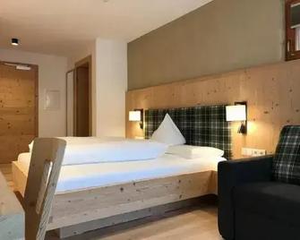 Hotel Schoenblick - Sesto - Bedroom