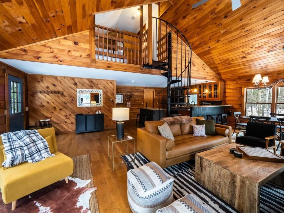 Berkshire Vacation Rentals: Private Cabin On Over 12 Acres Of Woods