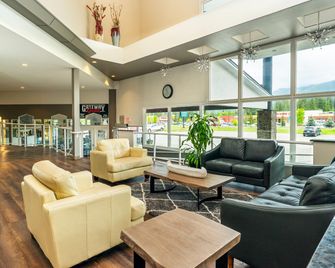 Quality Inn & Suites - Clearwater - Lobby