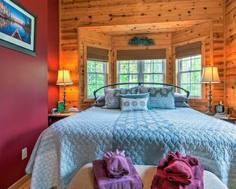 Nisswa! Privacy! Stunning sunsets! Cabin on Loon Lake! - Pequot Lakes - Habitación