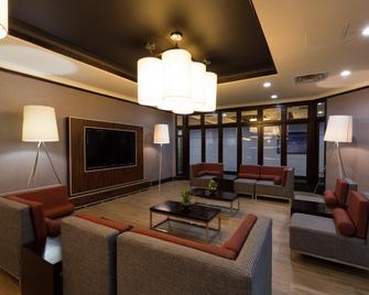 Holiday Inn Express Edmonton Downtown By IHG - אדמונטון - שירותי מקום האירוח