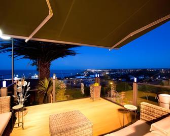 提瓦利寄宿家庭旅館 - 新普利茅斯 - 新普利茅斯 - 酒吧