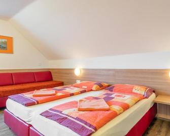 Oekotel Korneuburg - Korneuburg - Bedroom