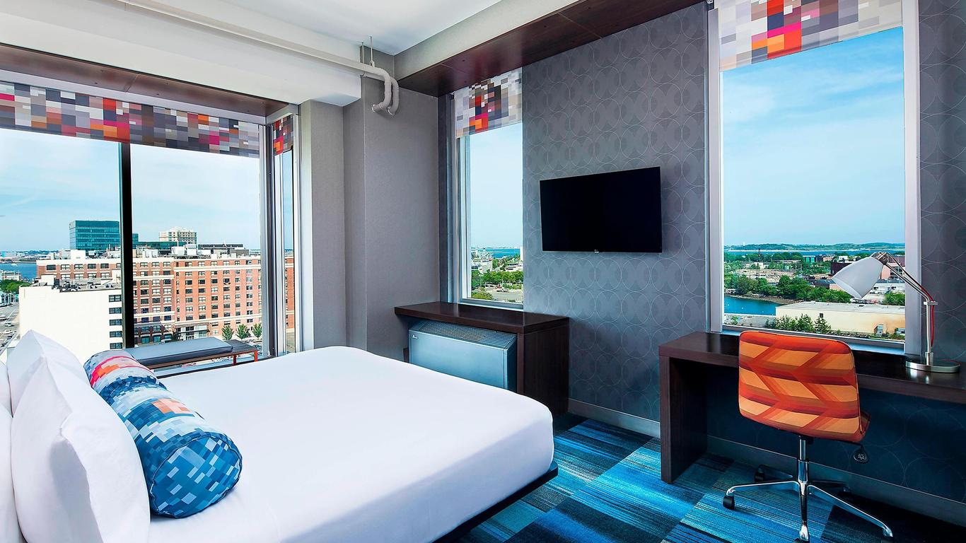 Aloft Boston Seaport District