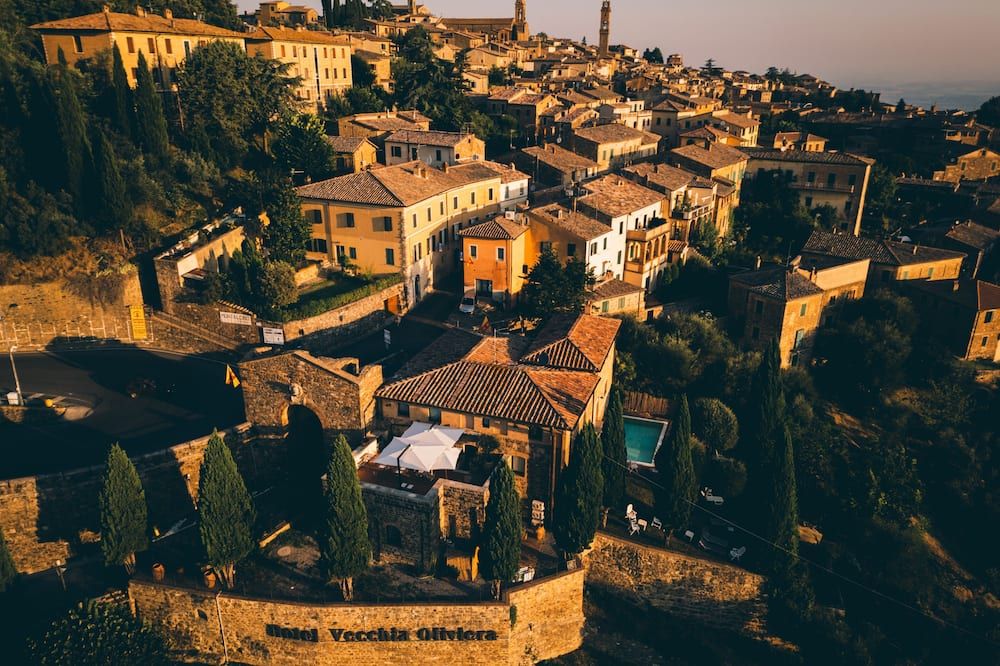Hotel Vecchia Oliviera - Montalcino - Vista del exterior