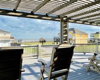 Portkey - 2nd Row, Beach View, 4 Bedroom, Sleeps 12 - Crystal Beach - Balkon