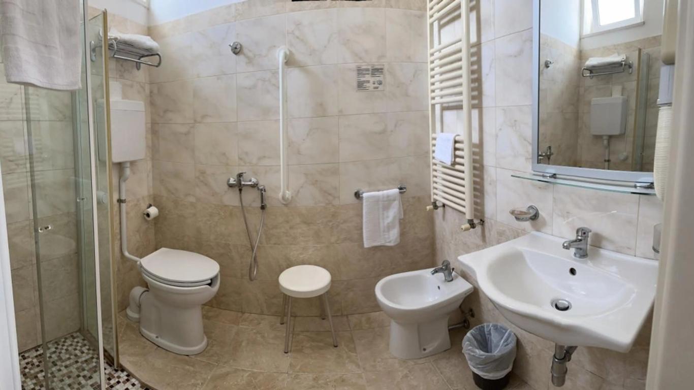 Hotel Morolli