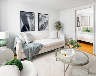 Bright 1br Escape In Lower East Side Nyc - 뉴욕 - 거실