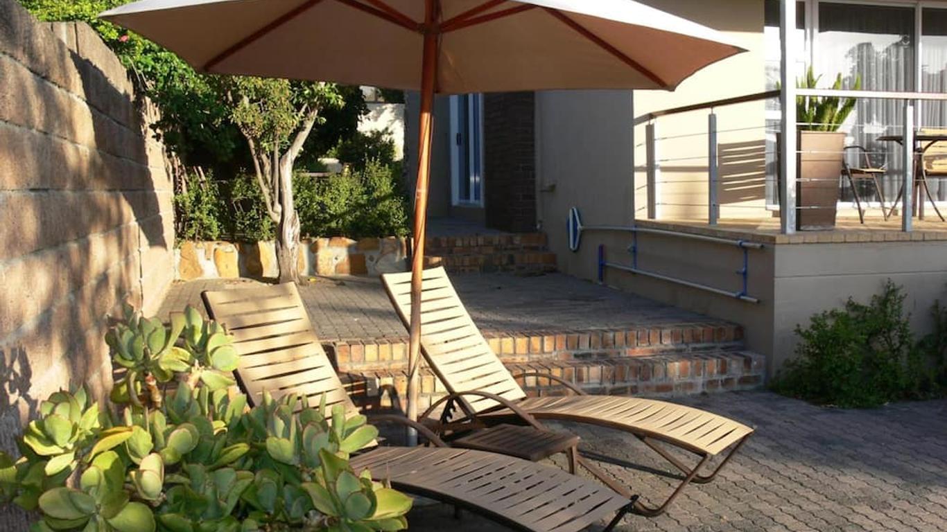 Hajos Lodge