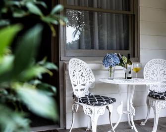 Tall Trees Motel - Mount Tamborine - Patio