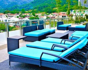 Luxury Seaview Landmark Homestay @ Gurney Penang Island - Tanjung Tokong - Balcon