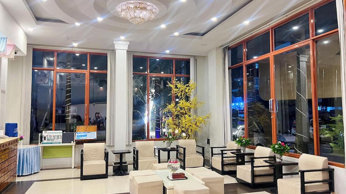 Aristocrat Residence And Hotel