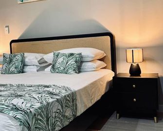 King Solomon Hotel - Honiara - Quarto