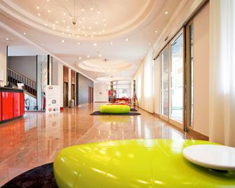 Hotel Toscanini - Parma - Gebäude