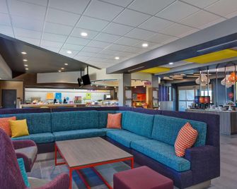 Tru by Hilton Fort Walton Beach - Fort Walton Beach - Oleskelutila