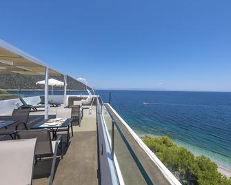 Paraskevas Boutique Hotel - Leonidio - Balcón